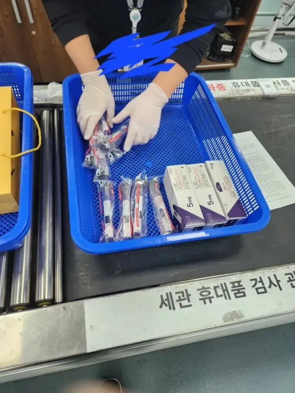 약물 검사 중인 직원